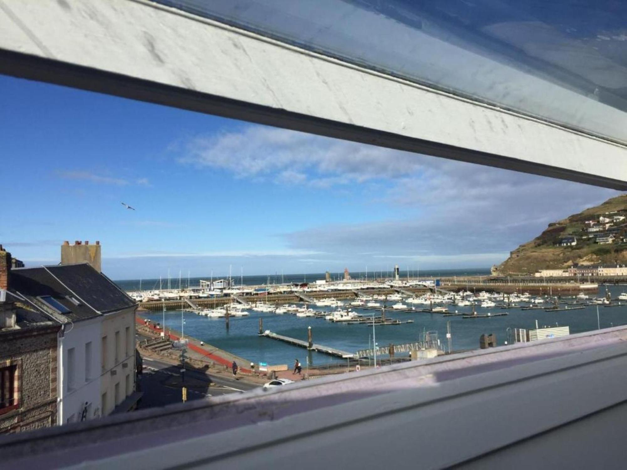 Le Semaphore Vue Port Et Mer Fecamp Luaran gambar